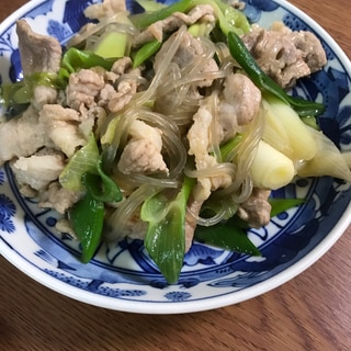 豚肉とネギのチャプチェ風炒め